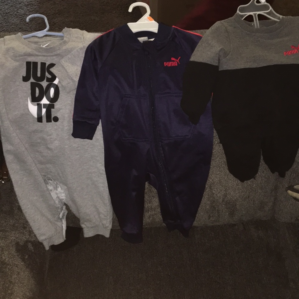 3 outfits Two= 6-9 months Puma One Nike 9months